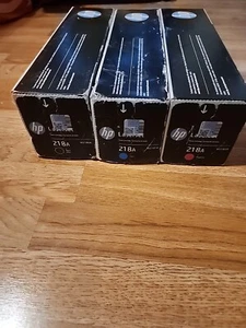 Lot de 3 ! Toner HP 218A authentique W2180,81,83A noir/cyan/magenta/mauvaises boîtes - Photo 1/3