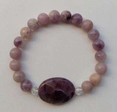 NOVA LINDA PULSEIRA DE CONTAS DE AMETISTA E PEDRA LILÁS 8MM, COMPRE QUALQUER 2 E GANHE 3ª GRÁTIS - Imagem 1 de 3