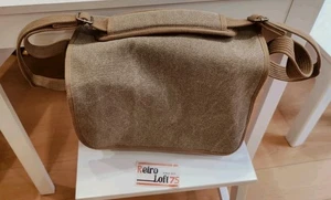 Think Tank Retrospective 7 Camera/Messenger Bag Sandstone. Excellent Condition - Picture 1 of 20