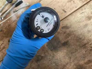 97 TIGERSHARK MONTE CARLO 770 FUEL GAS OIL LEVEL GAUGE 0620-190 NICE! - Picture 1 of 2