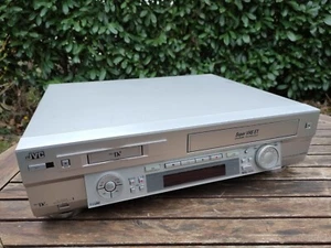 JVC HR-DVS2 Combi MiniDV / HIGH-END Super S-VHS Videorecorder HiFi-STEREO - Bild 1 von 2
