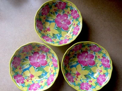 "3 cuencos Nicole Miller MELAMINA 7"" borde estriado hibisco floral amarillo rosa" Foto 1 de 4