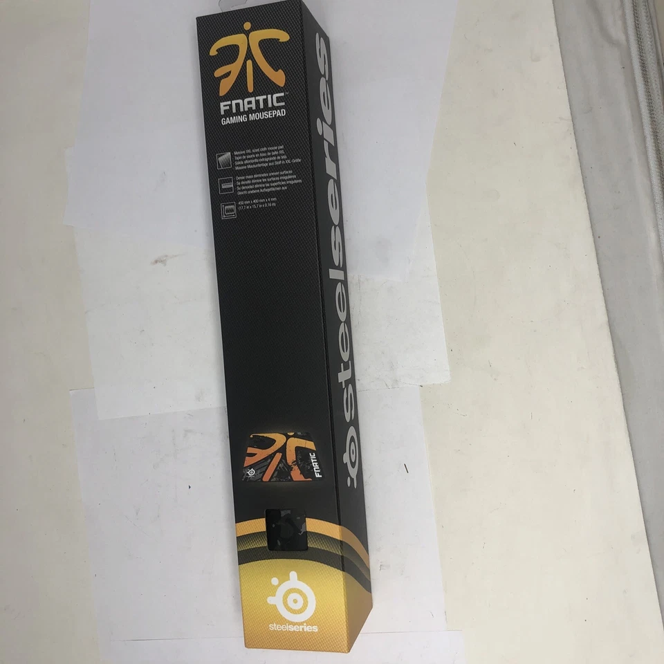 FNATIC STEELSERIES GAMING MOUSEPAD ORANGE/BLACK 17.5"X15.5" 45CM X 40CM - NEW - Image 1 of 3