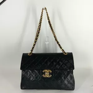 Borsa a tracolla CHANEL 34 trapuntata Matelasse XL pelle di agnello catena #33 - Foto 1 di 10
