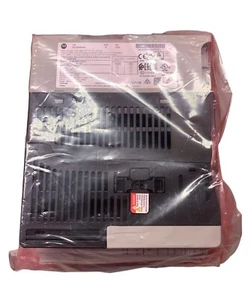 ALLEN BRADLEY 25C-E3P0N104 - Picture 1 of 8