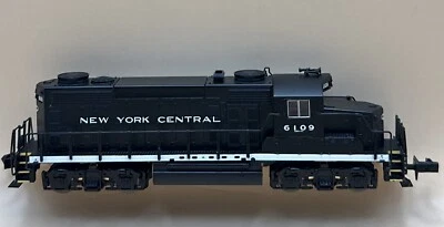 NIB Vintage Life-Like Trains 7092 EMD GP-20 Loco New York Central NYC #6109 - Image 1 of 4
