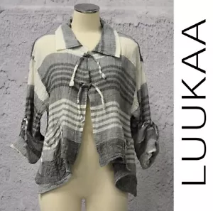 LUUKAA Linen 8Y0319 Lagenlook CARLEE 2-TIE JACKET Top (sizes 6-20) GREY STRIPE - Picture 1 of 17