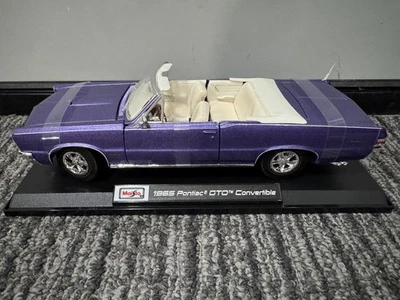 Maisto 1:18 Diecast Special Edition 1965 Pontiac GTO Convertible Purple NEW - Image 1 of 4