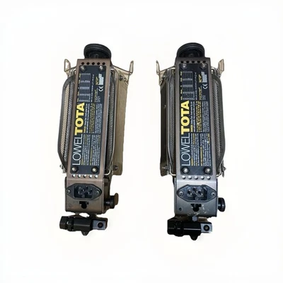 2 Lowel tota Light with cable + bulbs  - Image 1 of 4