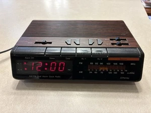 Vintage JCPenney Dual Alarm AM/FM Clock Radio Model 680-3088 - Picture 1 of 4