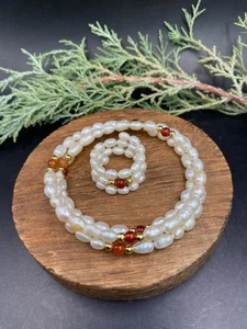 Vintage, große Reisperlen, Karneol, Gold, Memory Draht Armband und Ring - Bild 1 von 5