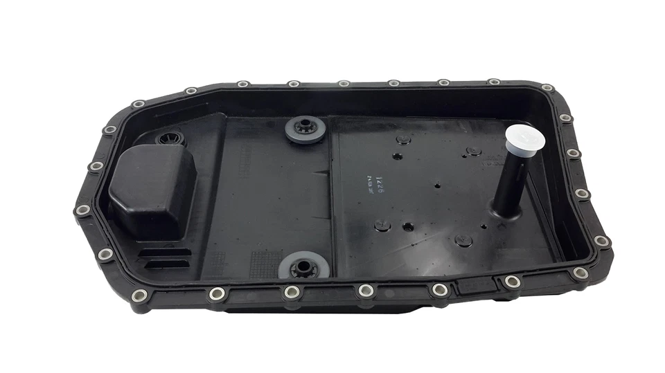 ZF Automatic Transmission Oil Pan and Filter Kit 0501220297 - Image 1 of 1