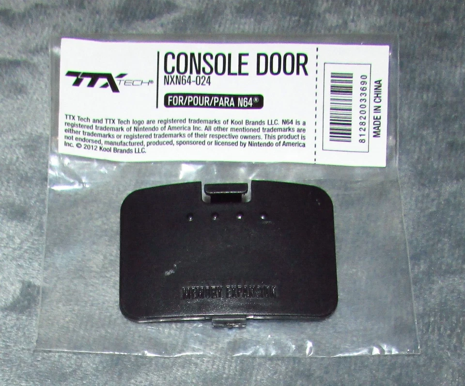 Nintendo 64 Black Jumper Pak Memory Expansion Replacement Cover / Door - Image 1 of 2