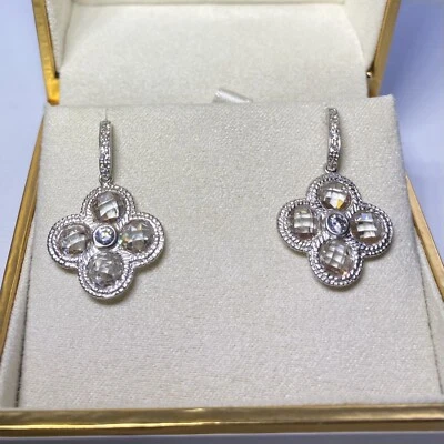 Brincos trevo de zircônia cúbica prata esterlina 925 Freida Rothman novos - Imagem 1 de 4