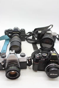 F x4 Vintage SLR Film Cameras Inc Nikon F-301, Praktica EE2, Pentax MZ-50 etc - Foto 1 di 5