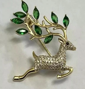 2.50 Ct Round Cut Simulated Green Emerald Bird Brooch Pin 14k Yellow Gold Plated - Picture 1 of 5