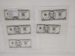 Lot Of 5 2001 Uncirculated STAR NOTE $5 Consecutive Bills (9321-9325) - Picture 1 of 6