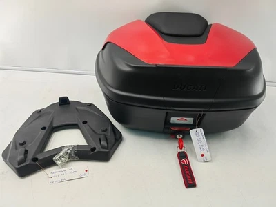 DUCATI Multistrada V4S Top Case 96782371AA with plate 96781772AA - Imagem 1 de 4