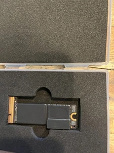 Neue Pull Original Apple 2TB SSD von 2024 M4 Pro Mac Mini SCHNELLER VERSAND - Bild 1 von 5