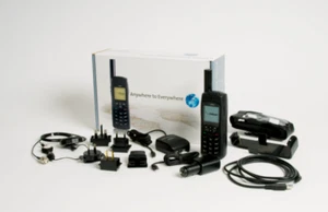 Iridium Satellite Smart Phone NEW 9555 Complete Kit - SIM Card Included - Picture 1 of 3