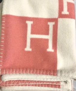 Hermes Avalon Blanket Baby Plaid Wool Cashmere 100×140 cm pink - Picture 1 of 3