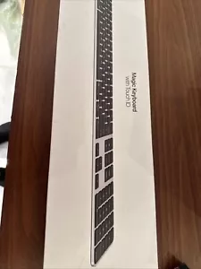 Apple Magic Keyboard with Touch ID and Numeric Keypad UKRAINIAN🇺🇦 Black - Picture 1 of 2