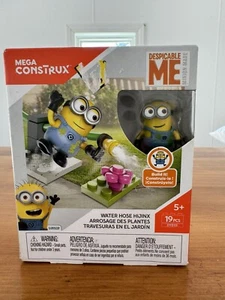 MEGA CONSTRUX Despicable Me Water Hose Hijinx Building Set 19 Piece DYD33 - Picture 1 of 3
