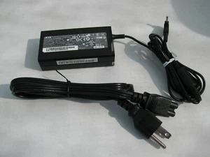 ACER original for Chromebook Laptop AC Adapter A11-065N1A 65watt - Picture 1 of 3