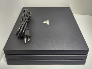 PS4 Pro  1TB Firmware 9.00 PlayStation 4 -Great Condition -Fast Shipping
