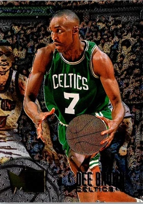 1995 Metal Dee Brown #5 Boston Celtics Basketball Card - Image 1 of 2