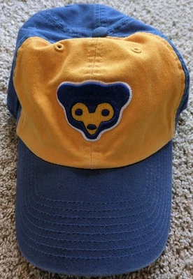 Gorra Chicago Cubs, Azul y Amarillo, Cooperstown, Twins Enterprise Talla L Foto 1 de 4