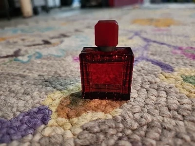 Madness by Chopard Eau de Parfum Splash para Mujer Viaje Mini Talla 0.17 OZ/5mL Foto 1 de 3