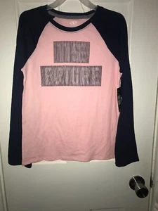 10/12 Girls - Picture 1 of 3