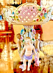 Late 19th Century Rococo Style Porcelain Comport - Picture 1 of 12