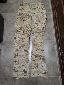 U.S.M.C. DESERT MARPAT DIGITAL CAMO TROUSERS Size SMALL LONG AMERICAN APPAREL - Picture 1 of 5