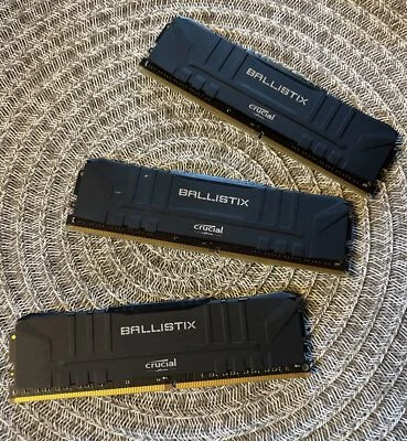 Crucial Ballistix (3x8) 24gb DDR4 3000MHz RAM BL8G30C15U4B.M8FE. #M22-20 - Image 1 of 3