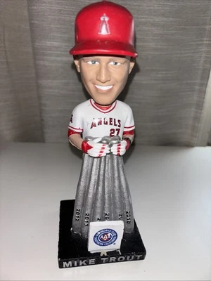 Mike Trout Silver Slugger Bobblehead 2018 Los Angeles Angels Foto 1 de 3