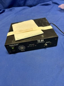 Transmisor IFB inalámbrico sintetizado Telex RadioCom TT-44 con fuente de alimentación - Imagen 1 de 7