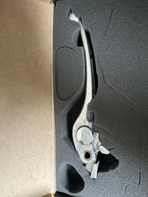 Palanca de freno delantera genuina Honda OEM para Honda CBR650R 19-23  Foto 1 de 4