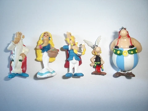 ASTERIX & OBELIX FIGURINES SET PLASTOY ITALY - FIGURES COLLECTIBLES MINIATURES Cover
