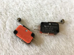 5 Interrupteurs Microswitch OMRON 15A KW-7 à rouleau Made in Japan neufs - Picture 1 of 3