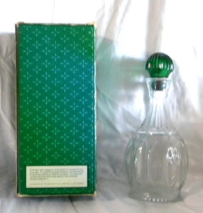 Vintage 1982  Avon Emerald Accent Decanter in Box New - Picture 1 of 3