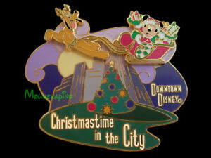 MICKEY in Sleigh for CHRISTMAS TIME in the City DOWNTOWN DISNEY 2001 LE 3D Pin