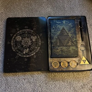 The Legend Of Zelda Triforce Metal Gift Set Keychain Pin Pen Sketchbook - Picture 1 of 6