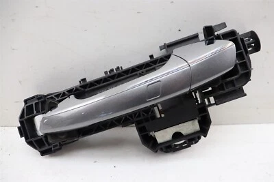 Manija de puerta exterior delantera Mercedes Benz CLA45 AMG C117 LHS A2047602834 J220 Foto 1 de 3