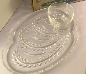 Vintage Clear Decorated Glass Plate and Cup Set of 4 Box Set Homestead Snack - Picture 1 of 10