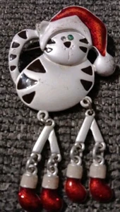 Vintage Signed Avon Pin Brooch Enamel Rhinestone Kitty Cat Christmas Dangle Legs - Picture 1 of 10