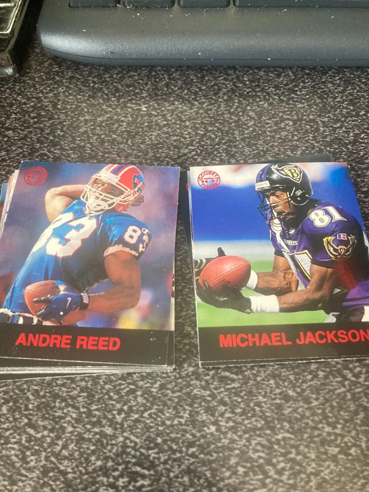 1996-97 FLEER GOUDEY FOOTBALL GRIDIRON GREATS YOU PICK! - Image 1 of 2