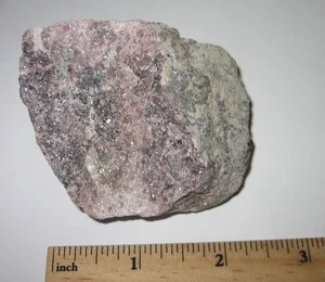 2,5" BELLISSIMA PIETRA CRISTALLO LEPIDOLITE VIOLA RUVIDA NATURALE MINERALE 173,6 grammi - Foto 1 di 5