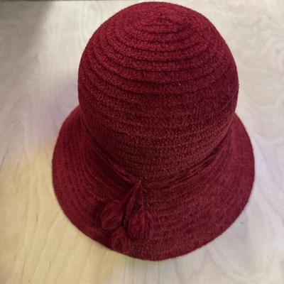 Sombrero cubo de chenilla rojo para mujer Etmar New York empacable Foto 1 de 4